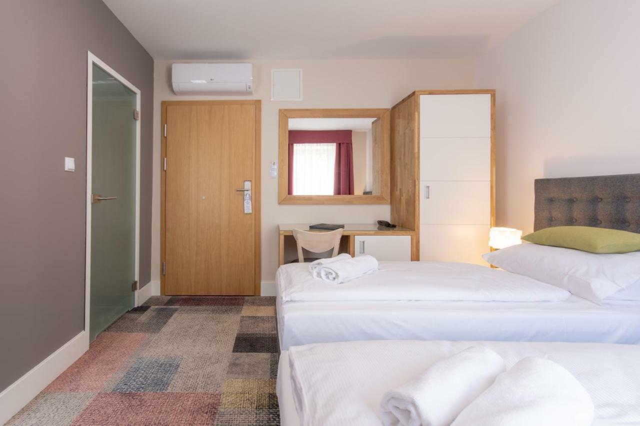 Marina Pallatium Premium Floor 波莫瑞地区卡缅 外观 照片